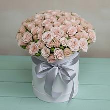 Цветочная композиция из Розы в шляпной коробке в Большие Парфенки