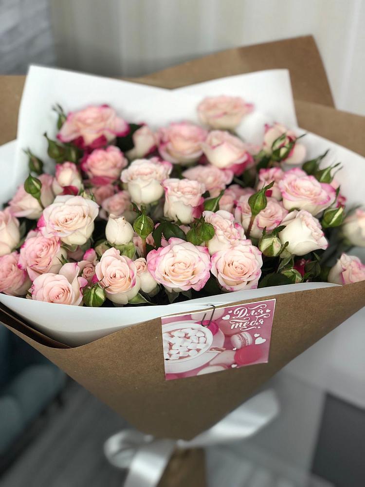 Букет цветов из: Розы в Большие Парфенки