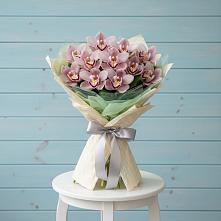 Букет цветов из:  Орхидеи и Розы в Большие Парфенки