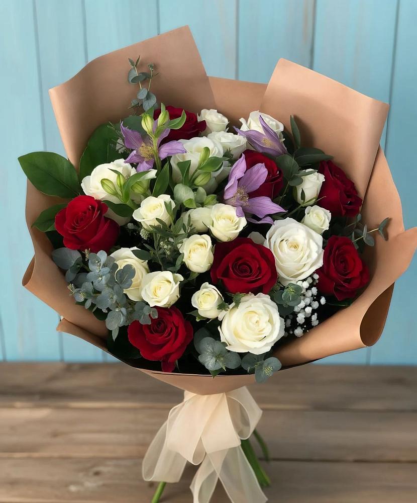 Букет цветов из: Розы и Альстромерии в Большие Парфенки