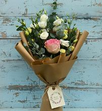 Букет цветов из:  Розы и Лизиантусы в Большие Парфенки