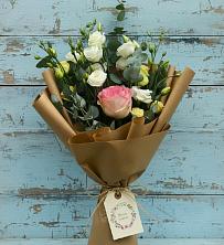 Букет цветов из:  Розы и Лизиантусы в Большие Парфенки