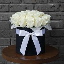 Цветочная композиция из Розы в шляпной коробке в Большие Парфенки