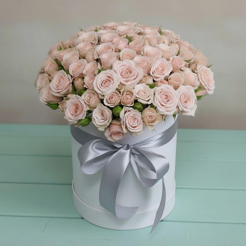 Цветочная композиция из Розы в шляпной коробке в Большие Парфенки